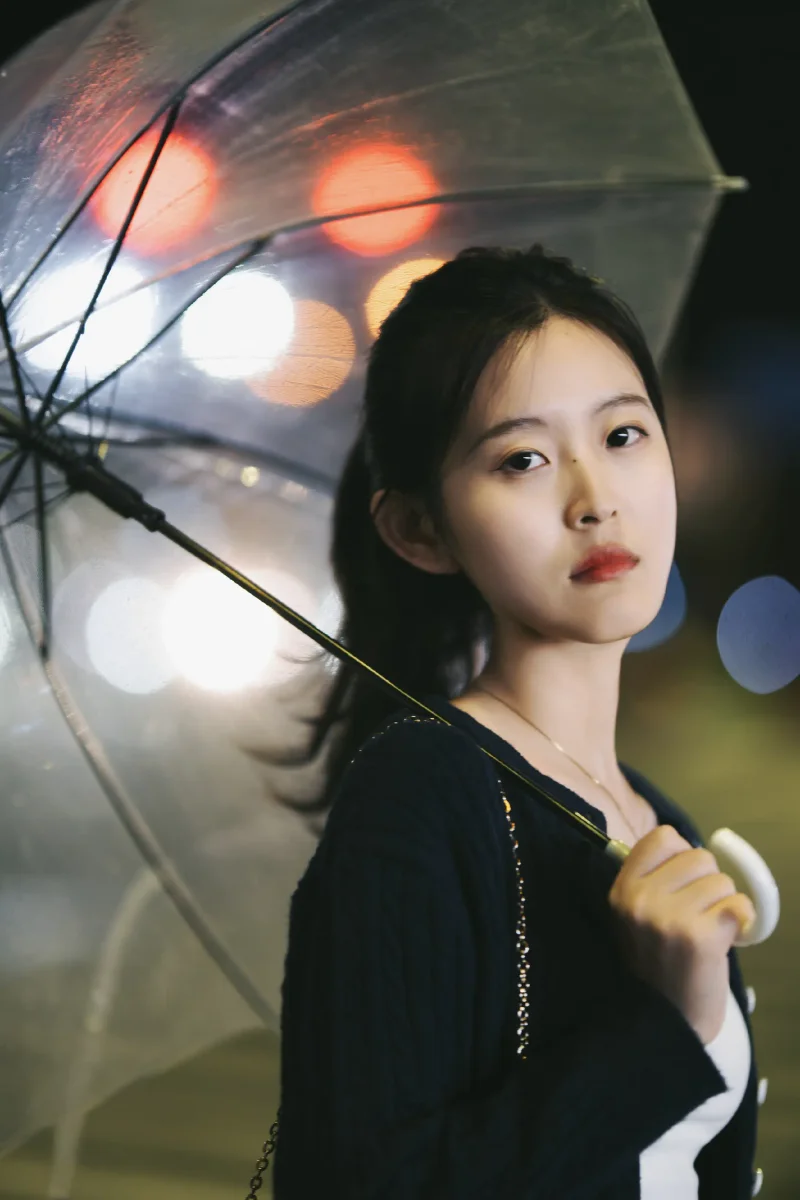 一场秋雨，让新沂的夜色更具氛围感。